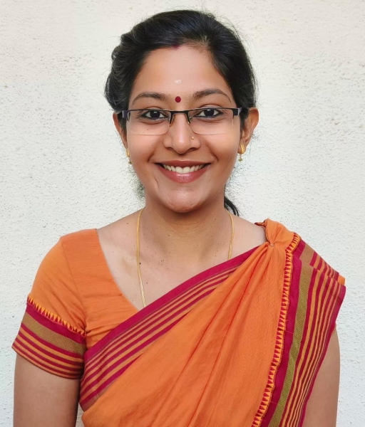Mrs Niveda 